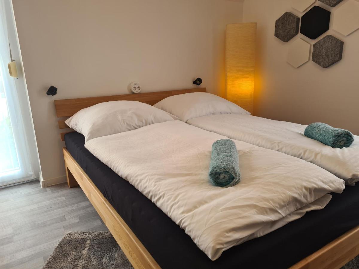 Lichtdurchflutetes Zimmer - Mainwiesen Waldbuttelbrunn Esterno foto
